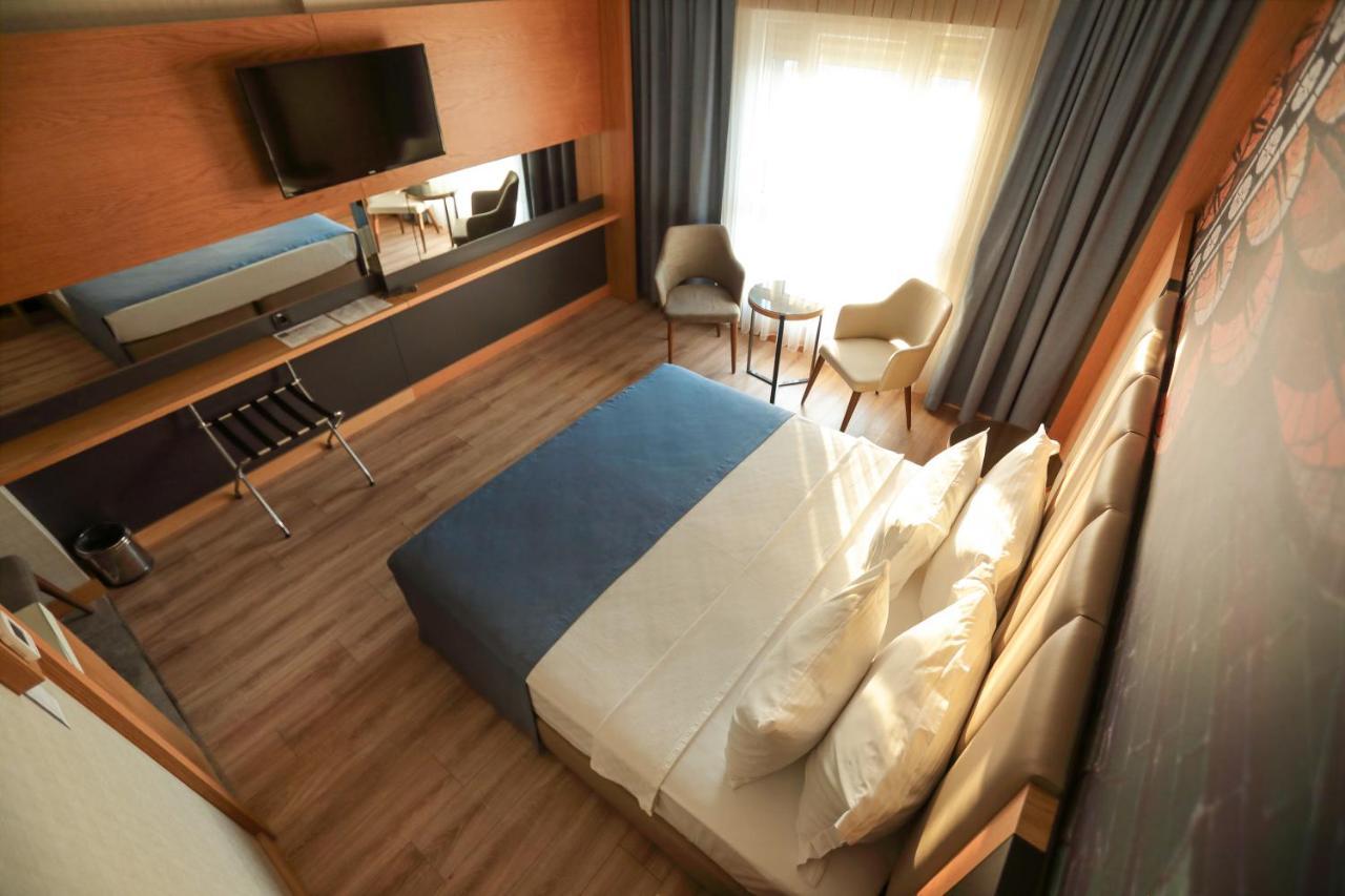 The Green Park Газиантеп Экстерьер фото A room at the hotel